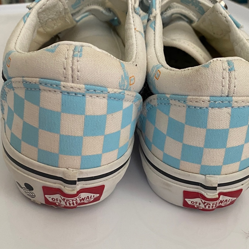 Vans Kids  Disney Checkered Mickey Sneakers - Picture 2 of 6
